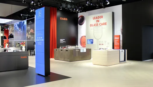 Cerberus • AEG • Digital Signage • Multiscreen Cerberus • AEG • Digital Signage • Multiscreen
