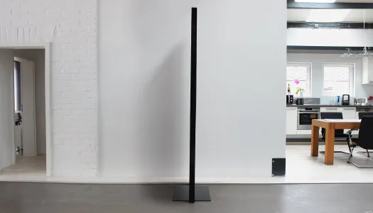 Cerberus • AEG • Display Stele