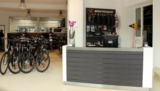 Cerberus • Trek • Store • Ladenbau