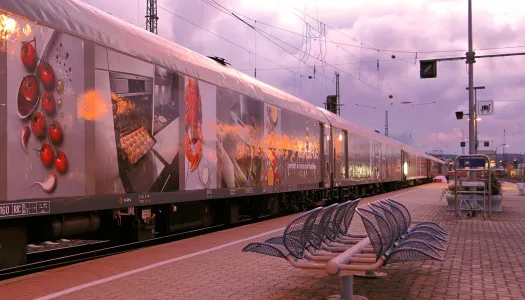 Cerberus • AEG • Roadshow • Showtrain