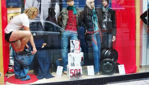 Cerberus • Levis • Wien • Sales Promotion
