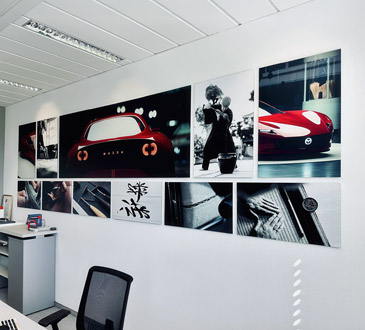 Mazda Wandcollagen